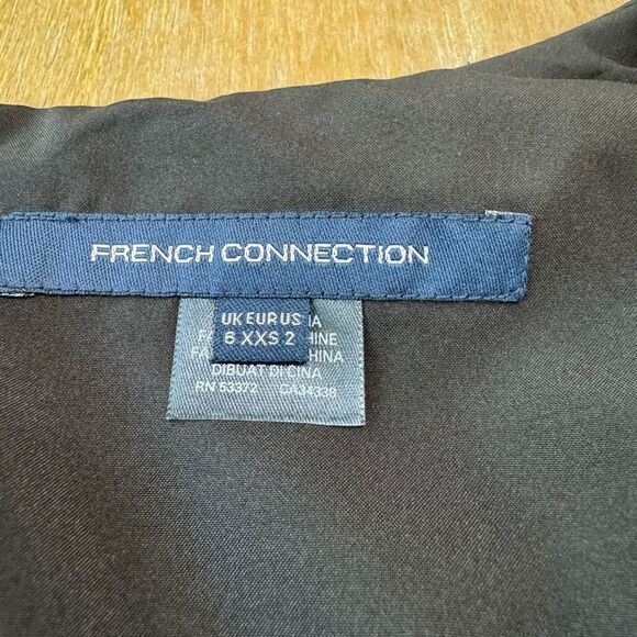 French Connection Whisper Ruffle V-Neck‎ Dress Black Size 2 - Picture 8 of 10